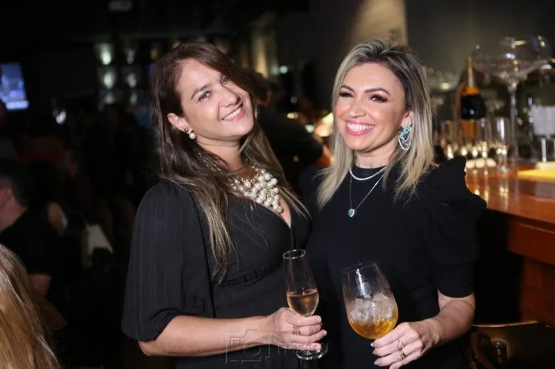 Ana Paula Pequeno e Arisia Capistrano