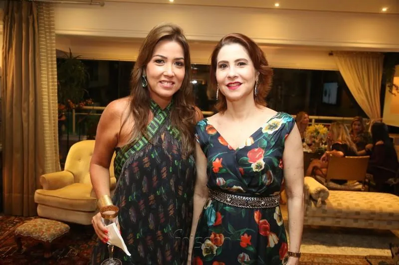 Ana Vladia Sales e Paula Barreira