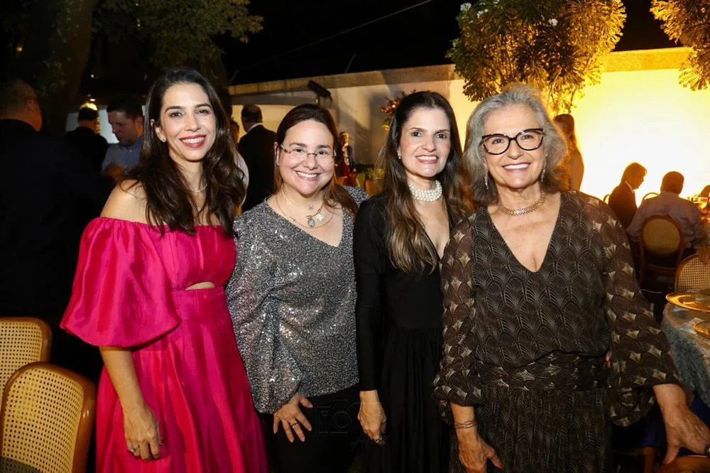 Beatriz Cals, Mayara Silva, Ana Cintia e Maria Inês Benevides