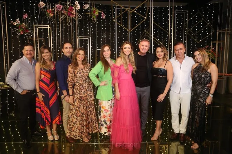 André Cidrão, Jane Belchior, Luis Carlos, Larissa de Queiroz, Carol Madeira, Ludmila, Wanderley Theisen, Lorena, Daniel Madeira e Aline Benevides