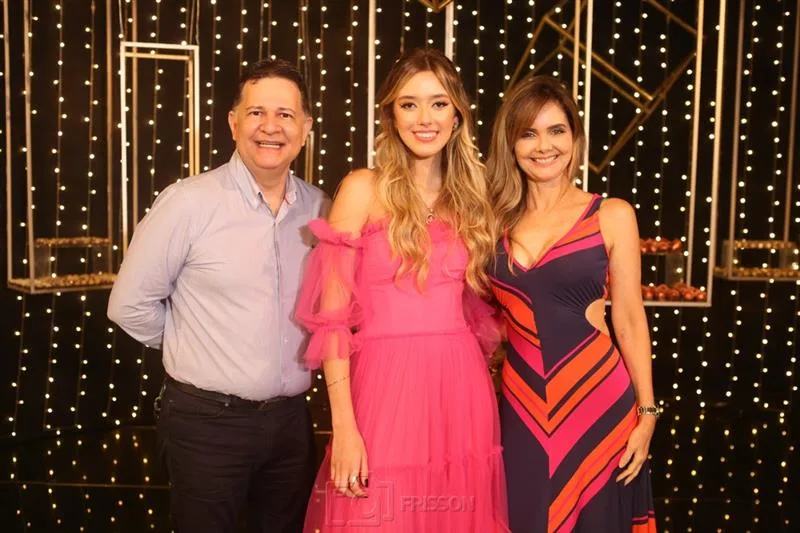 André Cidrão, Ludmila Theisen e Jane Belchior
