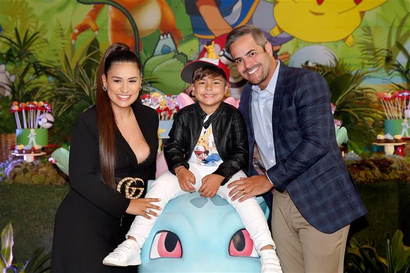 Simone, Henry e Kaká Diniz
