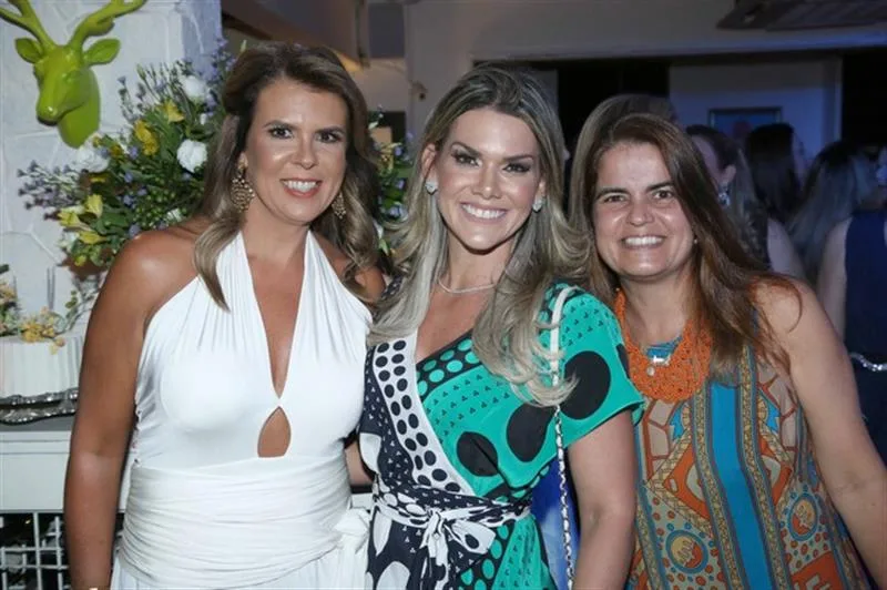 Alexandra Pinto, Pauliane Barreira e Thayza Ruiz
