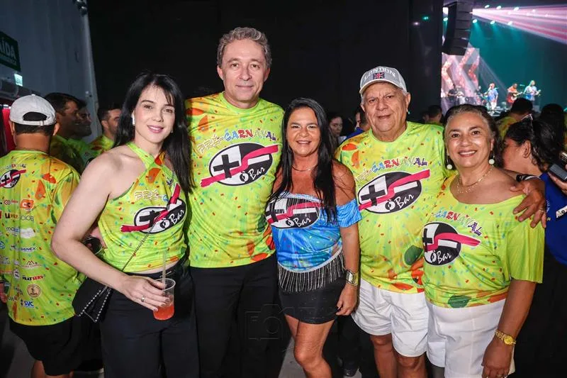 Carla, Marcos Moraes, Kelvia, Otacio e Lu Dantas
