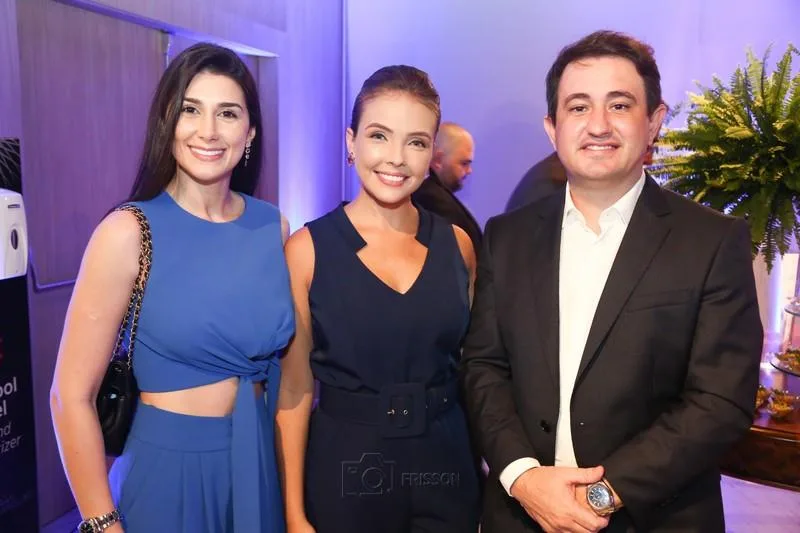 Bárbara Moraes, Taís Lopes e Vanderson Aquino