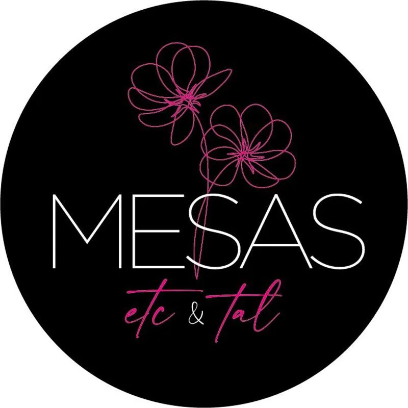 Mesa posta, by Valéria Mannarino.