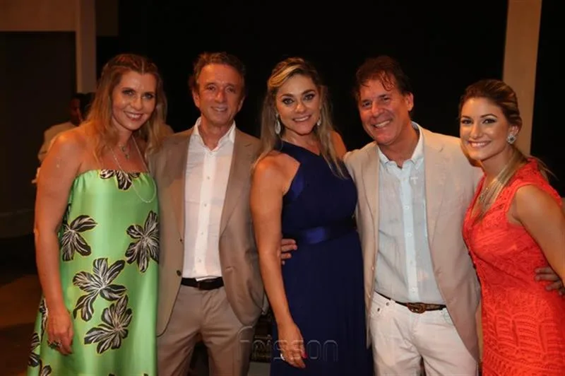 Alessandra, Erivaldo Arrais, Célia, Arthur e Bruna Magalhães