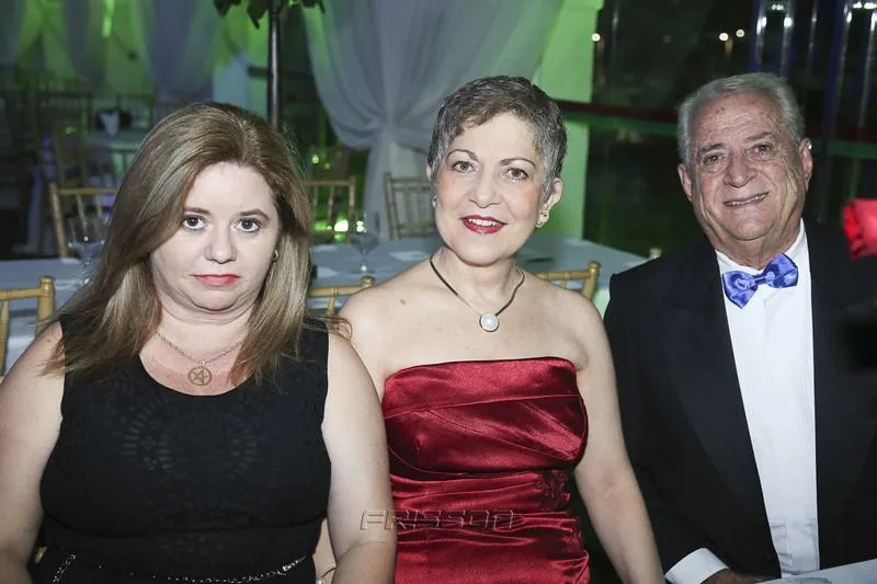 Cláudia Maria, Elisa Montenegro e César Ary