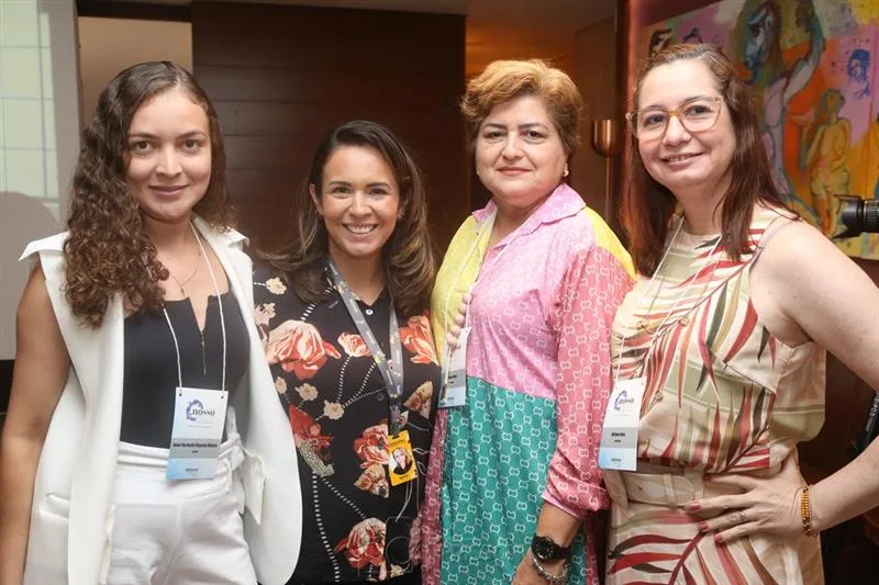 Anne Rochele Ribeiro, Camila Giffoni, Solange Melo e Adriana Gois