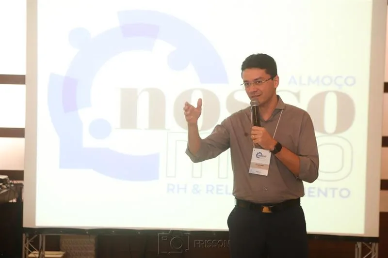 Fernando Hélio