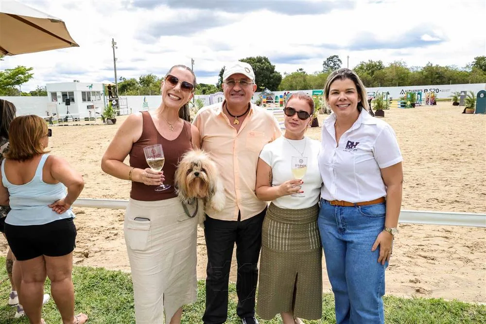 Ana Estela Feitosa, Lorenco Feitosa, Andressa Reis e Daiane Maciel