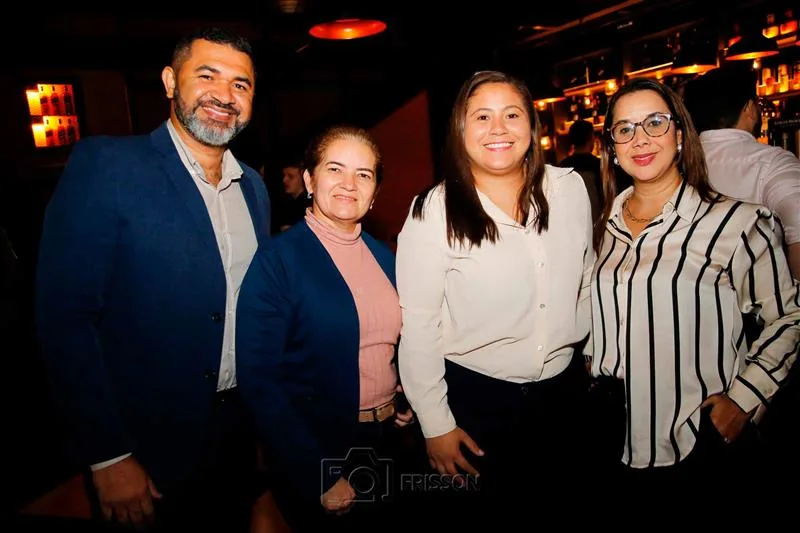 Douglas Tavares, Luiza Cavalcante, Caroline Matos e Rosane Sassahara