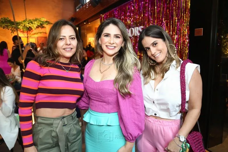 Cynthia Gomes, Nathália da Escóssia e Vanessa Melo