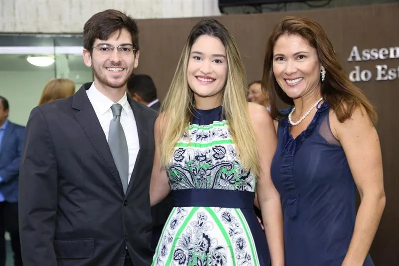 Caio Pompeu, Amanda e Ana Cristina Melo
