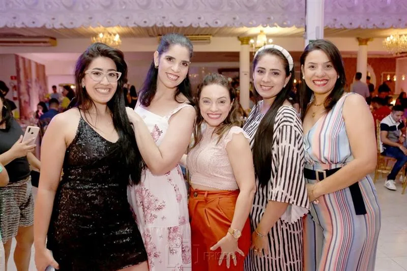 Ananda Alcântara, Fernanda Parente, Sâmia Moura, Nayana Alcântara e Amanda Vidal