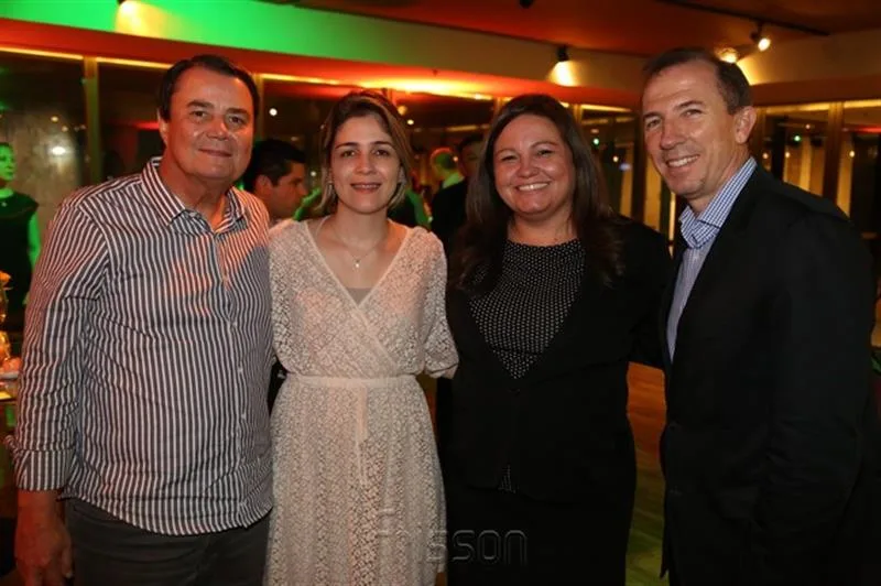 Dionisio Barsi, Natalia, Lima, Katharina Martins e Philippe Godefroit
