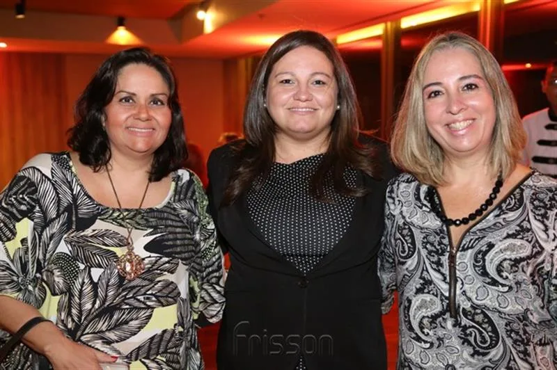 Emilia Moraes, Katharina Martins e Simone Monteiro