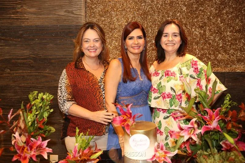 Erika Girão, Lorena Pouchain e Lia Freire