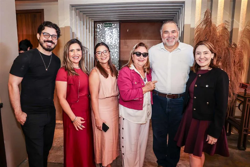 Alison Barros, Cristina Lima, Auriele Teixeira, Kilsa Carneiro, Edson Ferreira e Nicole Almeida