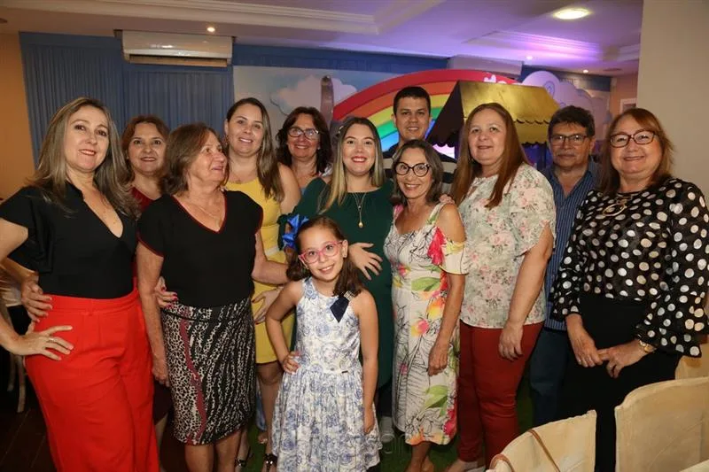 Clébia, Clédia, Zilmar, Priscila, Jane, Sofia, Aline, Olga, Alexandre e Mara Campos, Albeci Guerreiro e Dulce