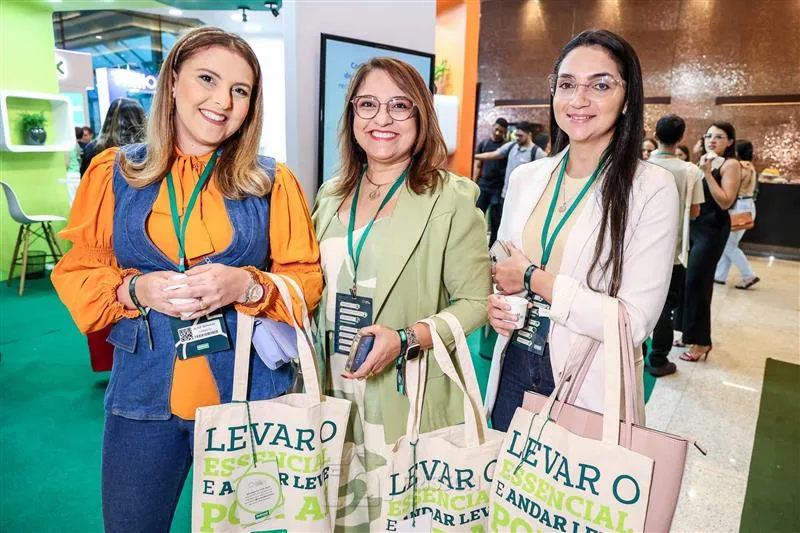 Aline Serafim, Vilma Mendonça e Vanessa Braga