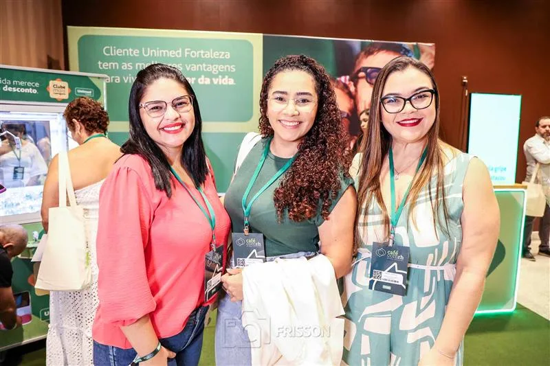 Camila Calaça, Stefani Santana e Deyse Furtado