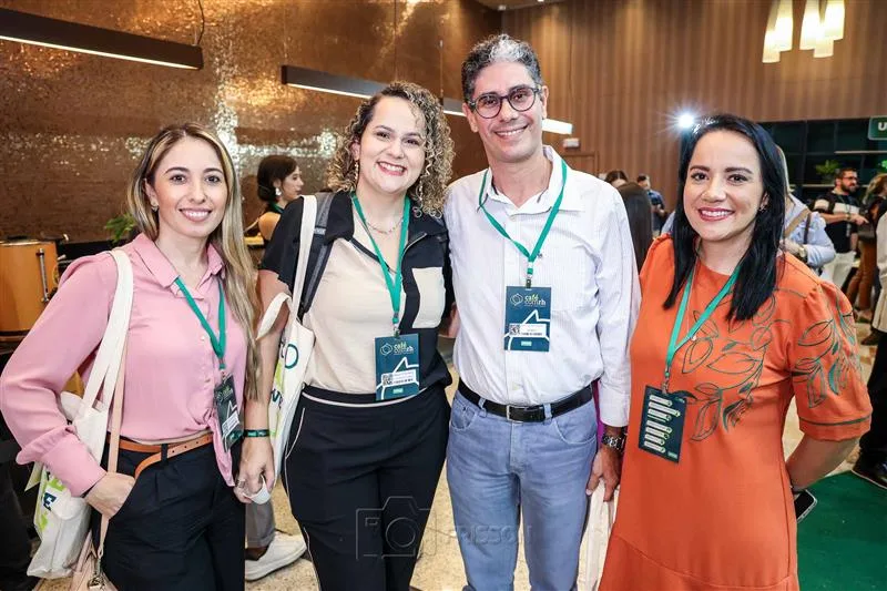 Camila Mathias, Annelise Soares, Flavio Cunha e Amanda Salles