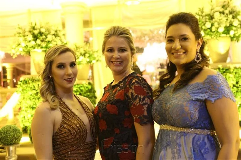 Debora Guimarães, Elidiane Bezerra e Camilla Feitosa