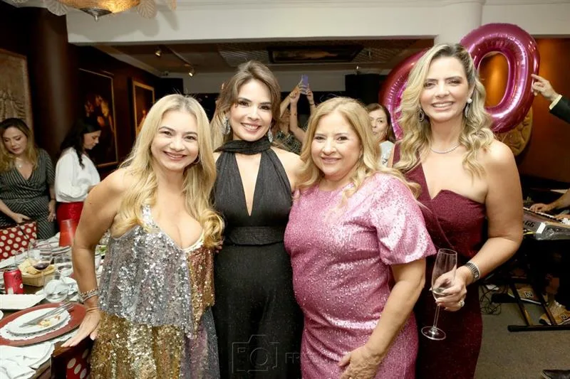 Ana Cristina Camelo, Eveline Fujita, Beth Pinto e Tais Pinto