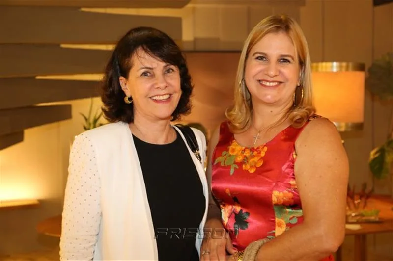 Ana Elisa Perdigão e Marinez Charron
