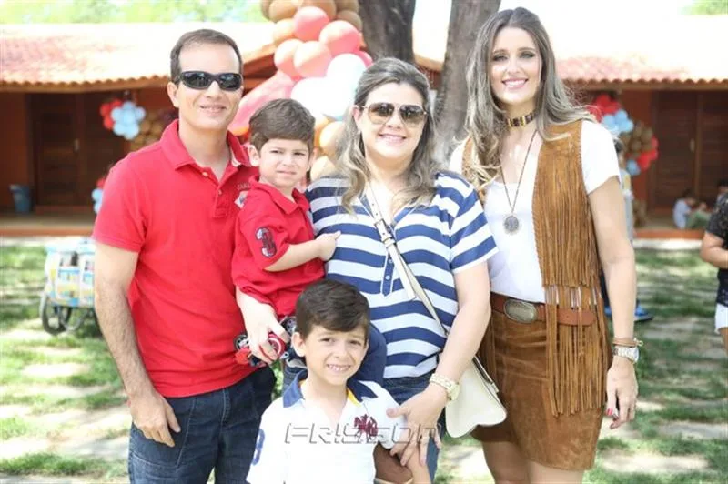 André, Davi, Marcelo, Márcia Lima e Rebeca Bastos