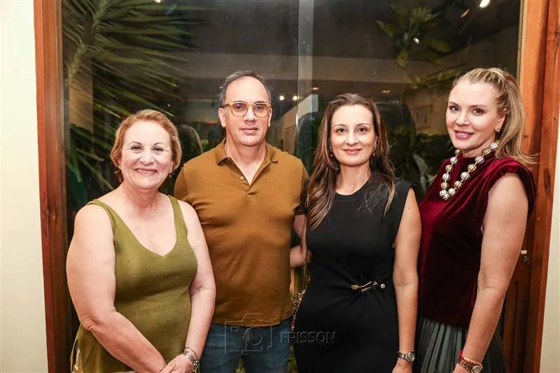 Ana Campos, Silvio Teixeira, Carolina Campos e Paula Behr