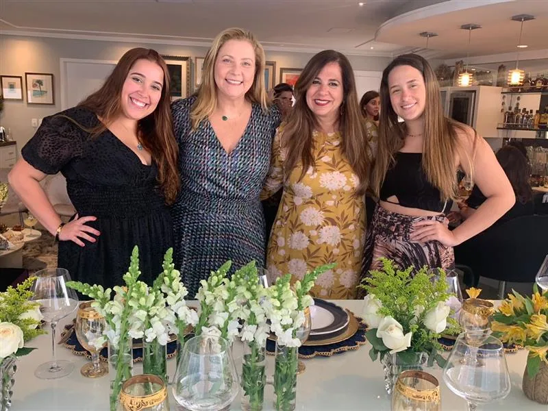 Larissa e Andrea Delfino, Martinha Assunção e Paulinha