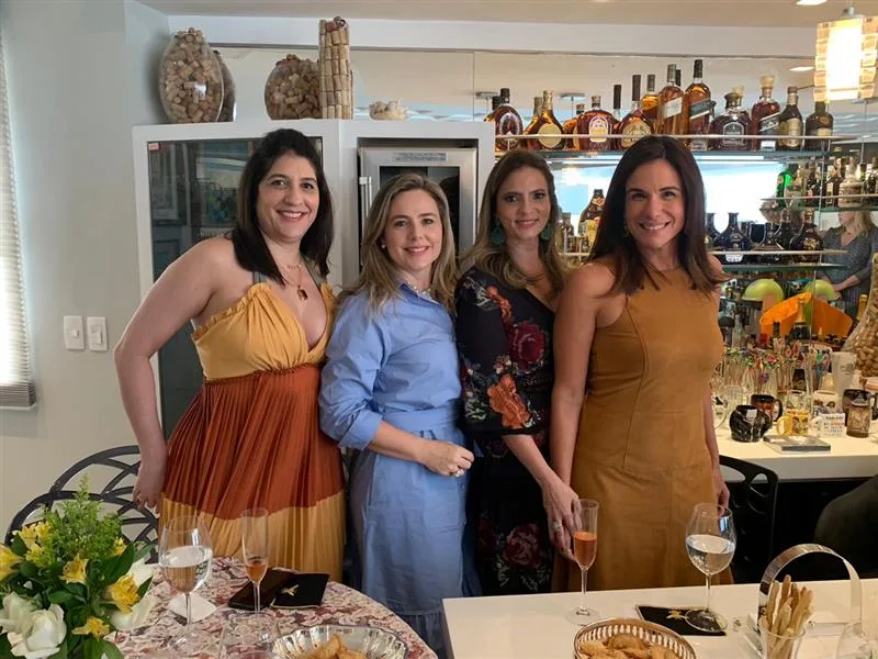 Elisa Olveira, Suyane Dias Branco, Michelle Aragão e Ana Virgínia Martins