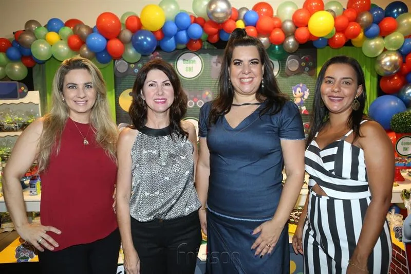 Andrea Aguiar, Suely Sousa, Patricia Ferreira e Ludmila Marioza