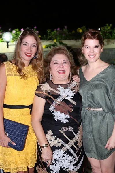 Daniele Pontes, Mana Holanda e Marciany Holanda