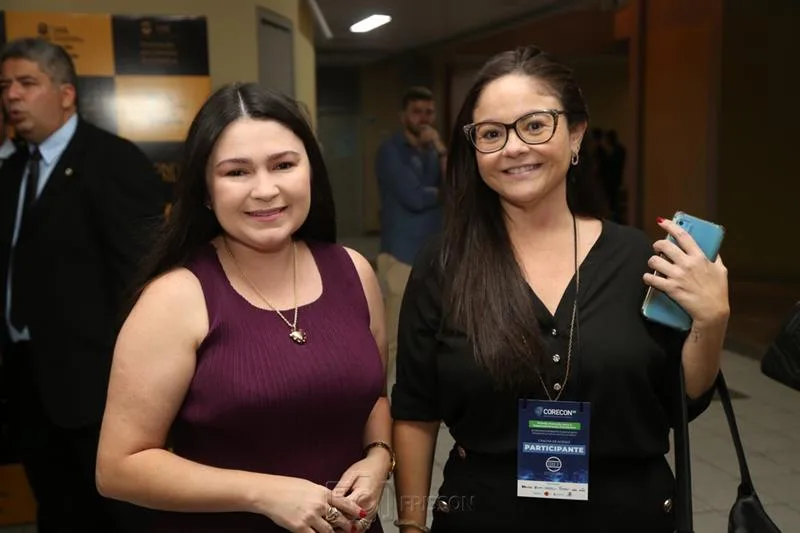 Darla Lopes e Raquel Salles
