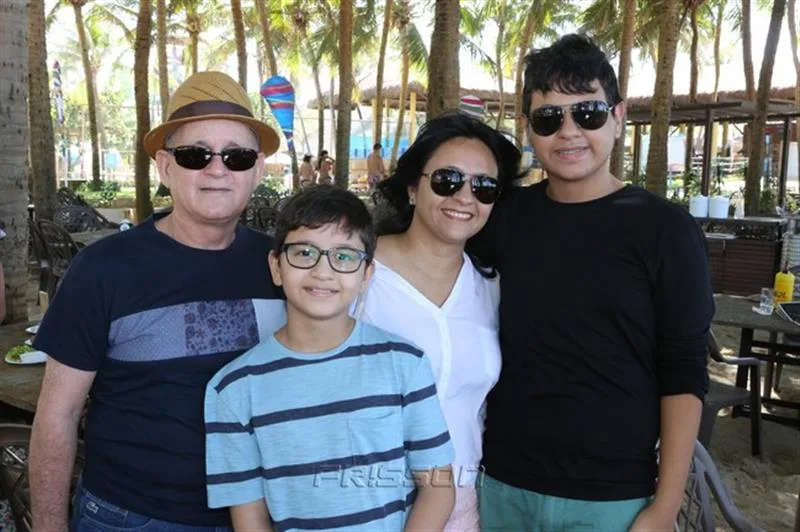 João, Maristela, João Pedro e Luis Arthur Crispim