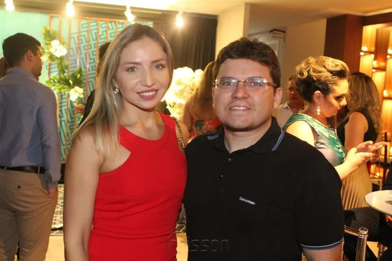 Aline Almeida e Felipe Bezerra