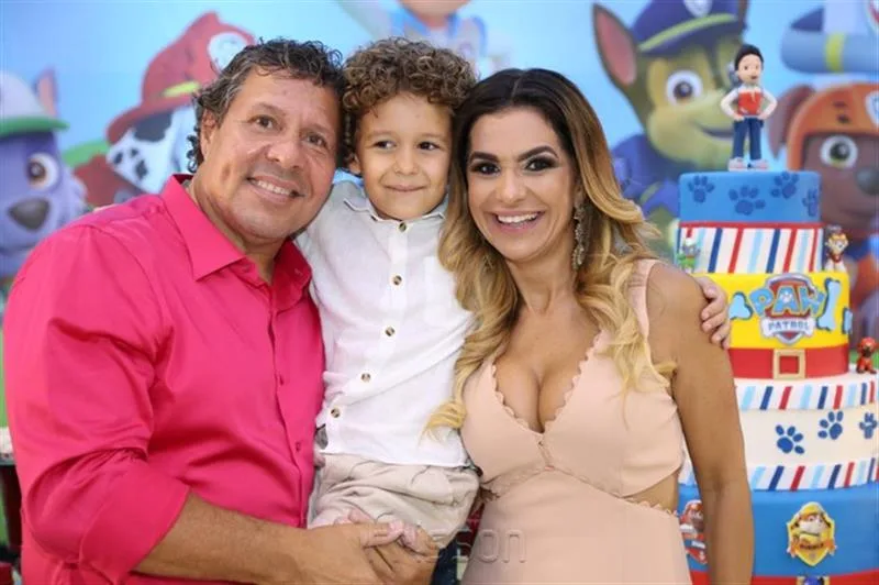 Paulo, Ana Cristina e Matheus Rouquayrol