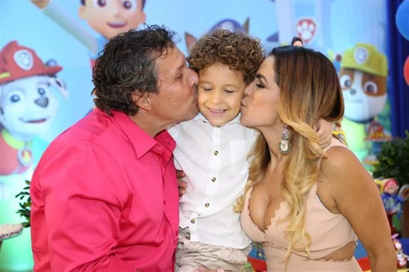 Paulo, Ana Cristina e Matheus Rouquayrol