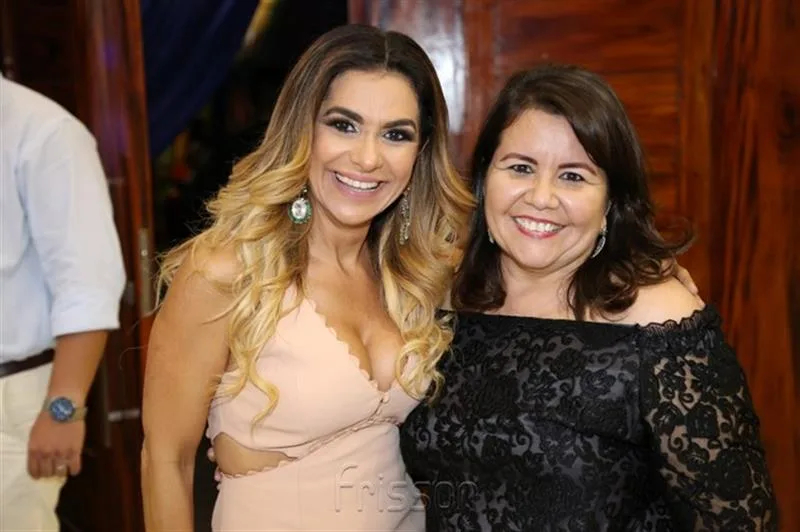 Ana Cristina Rouquayrol e Ivana Castro