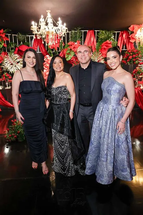 Ana Silvia Lima, Kilvia Carvalho, Marcos e Bruna Rodrigues