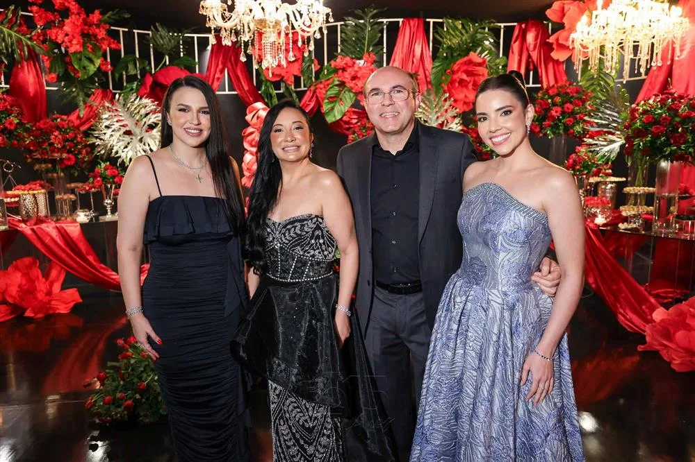 Ana Silvia Lima, Kilvia Carvalho, Marcos e Bruna Rodrigues