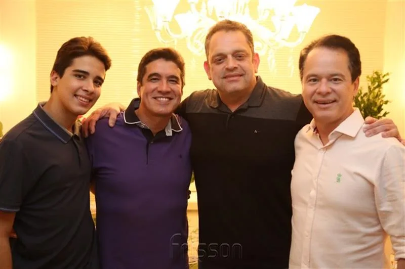 Davi, Paulo Teixeira, Andre Alencar e Lizandro Fujita