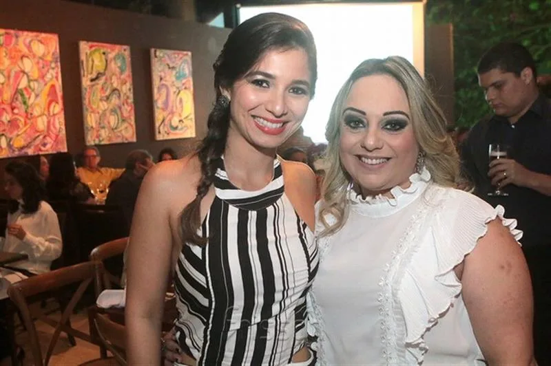 Jamila Araújo e Gabriela Rermanian