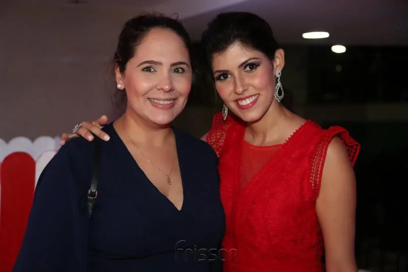 Ana Gladys Accioly e Flávia Laprovítera