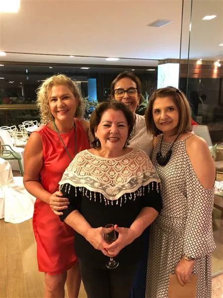 Márcia, Solange, Elizabeth e Jaqueline César