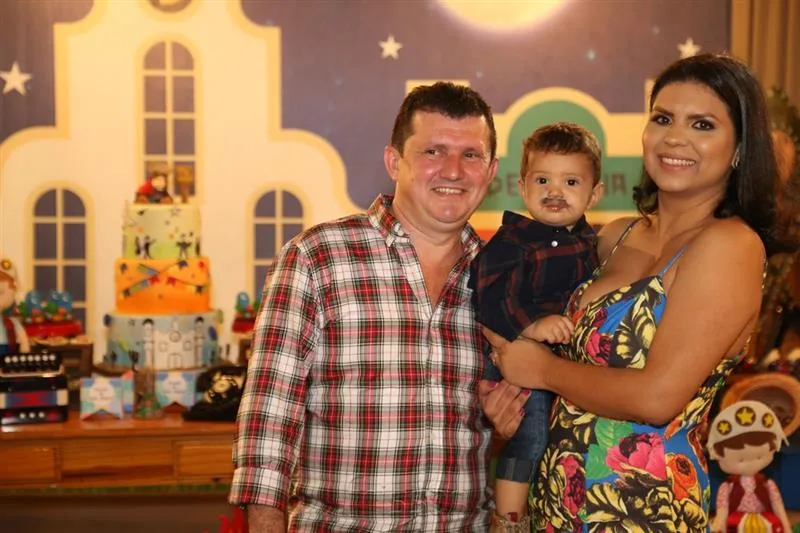 Alexandre Vasconcelos, João Miguel e Lyliane Bastos