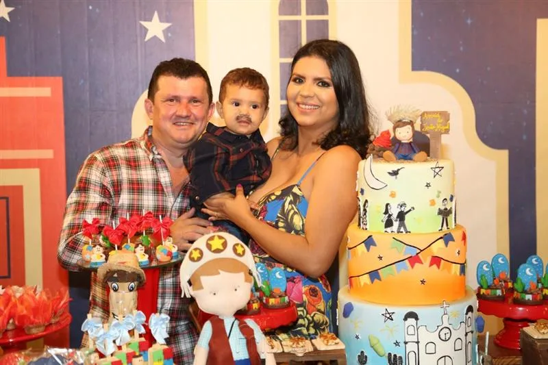 Alexandre Vasconcelos, João Miguel e Lyliane Bastos